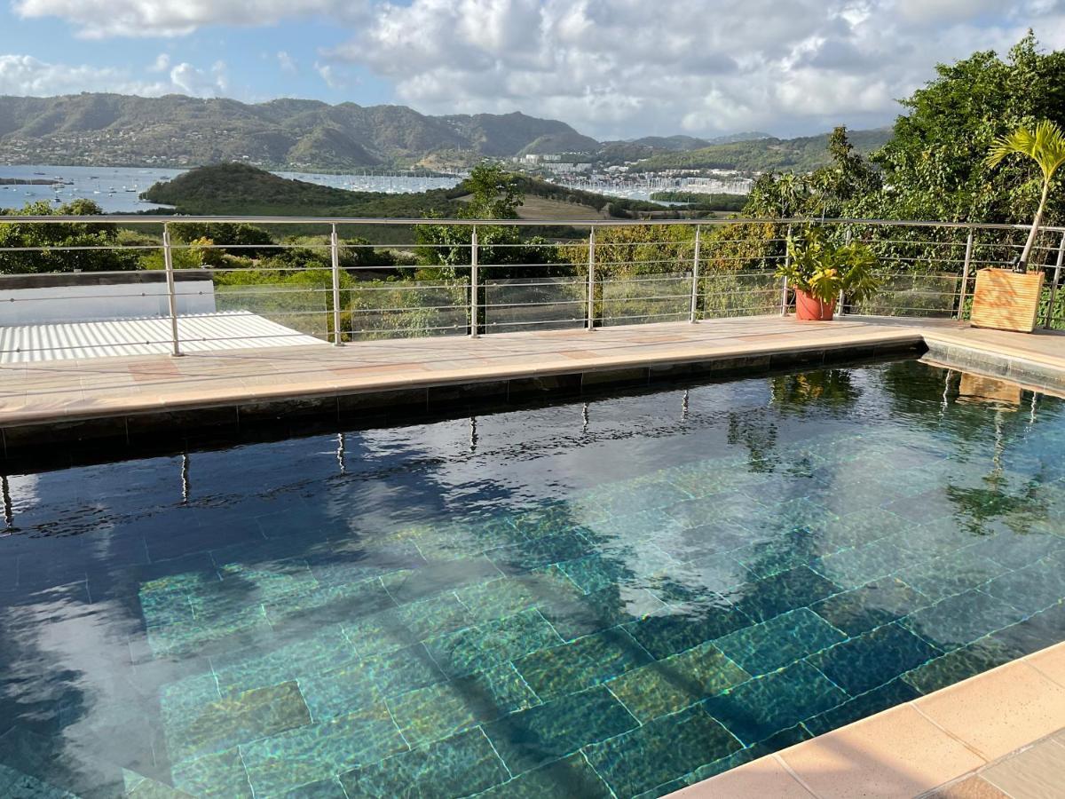 Bas De Villa Piscine Petit Versailles Sainte Anne Exterior photo
